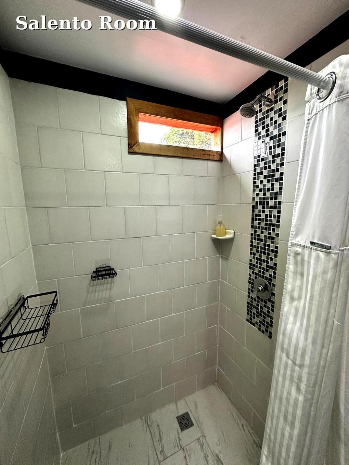 Hostal El Quinde 萨兰托 外观 照片