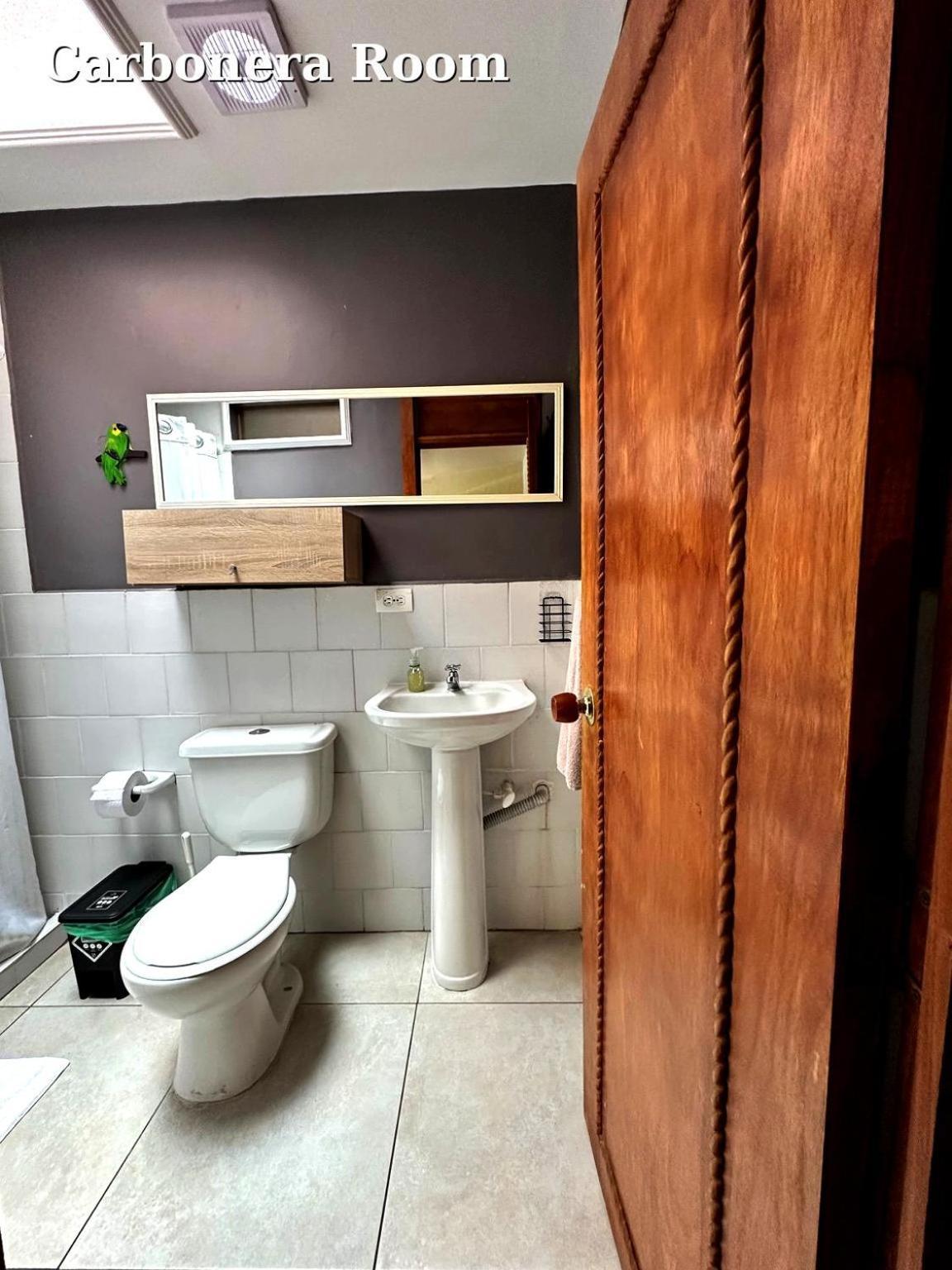 Hostal El Quinde 萨兰托 外观 照片