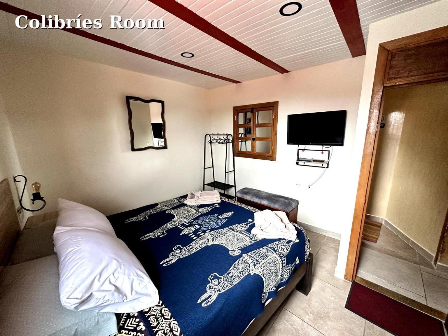 Hostal El Quinde 萨兰托 外观 照片